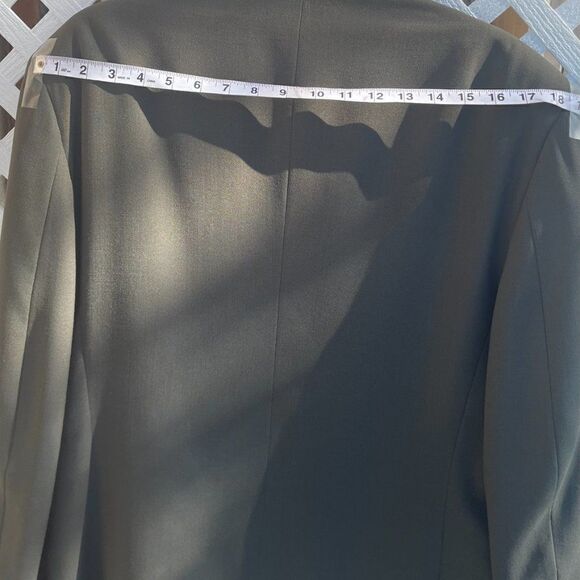 Kennth Cole New York - Mans Brown Suit - Picture 14 of 16